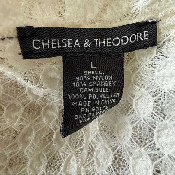 Mesh Lace dress Size Large Assymetric hemline - Picture 4 of 4